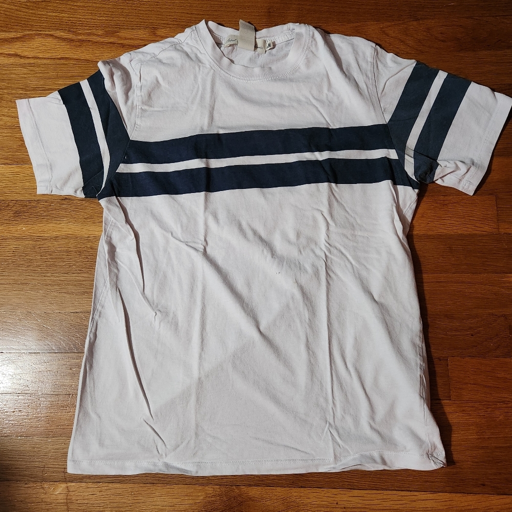 Men's H&M L.O.G.G. T shirt